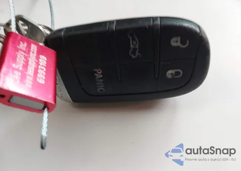 2016 Chrysler 300 Limited from USA, damaged, VIN 2C3CCAAG3GH197844